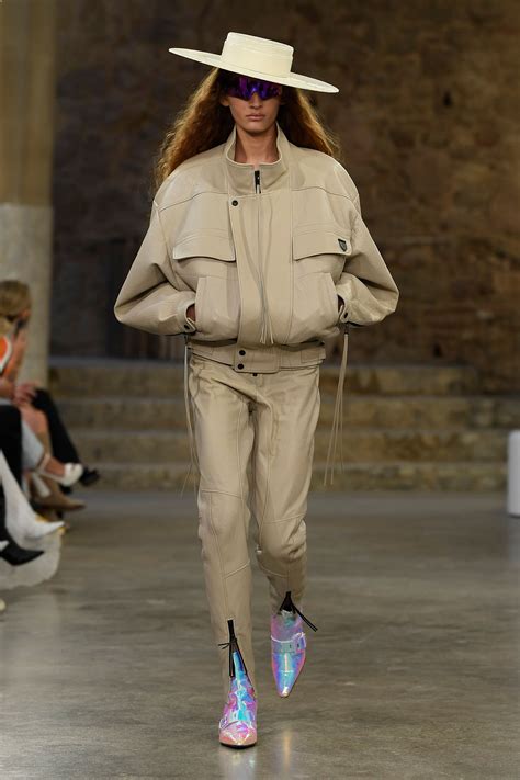 For Cruise 2025 Louis Vuitton Offers Classics With a 